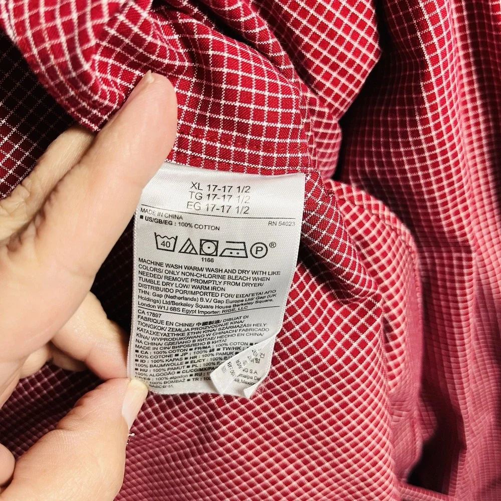 Banana Republic Mens XL Tailored Slim Fit Red Non Iron Cotton Dress‎ Shirt